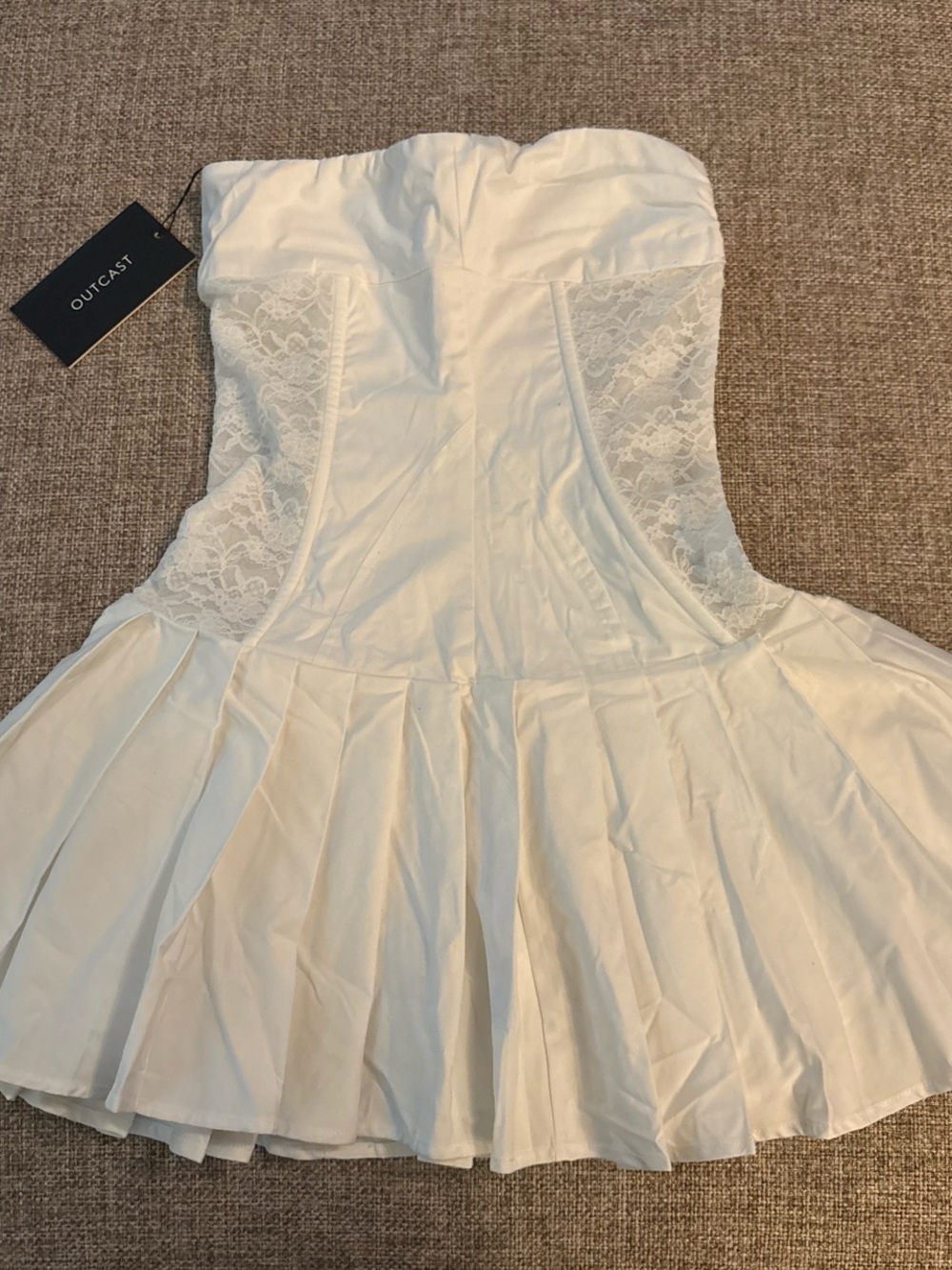 OUTCAST Strapless White Lace Pleated Mini Dress